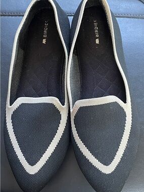Birdies Black Pointed Knit Flats with Cream Trim Accent